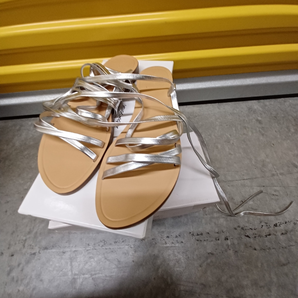 NWOT Silver/Chrome & Other Stories Leather Sandals - US Sz 9